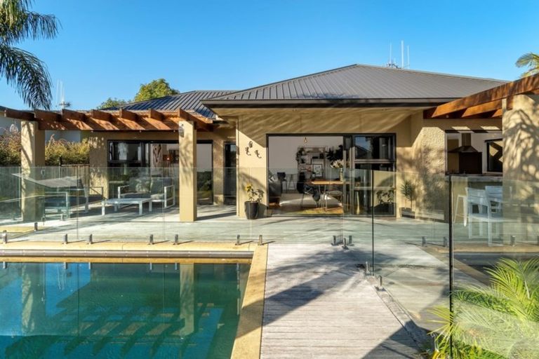 Photo of property in 11 Glenpark Crescent, Bethlehem, Tauranga, 3110