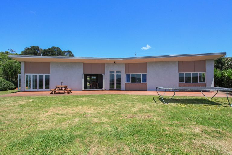 Photo of property in 165b Te Hutewai Road, Raglan, 3296