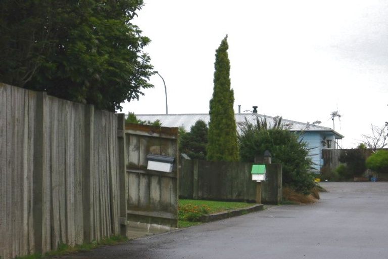 Photo of property in 11a Dahlstrom Grove, Kelvin Grove, Palmerston North, 4414