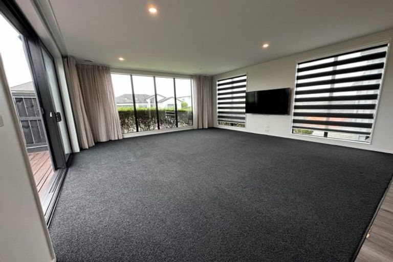 Photo of property in 81 Ridgedale Road, Silverdale, 0932