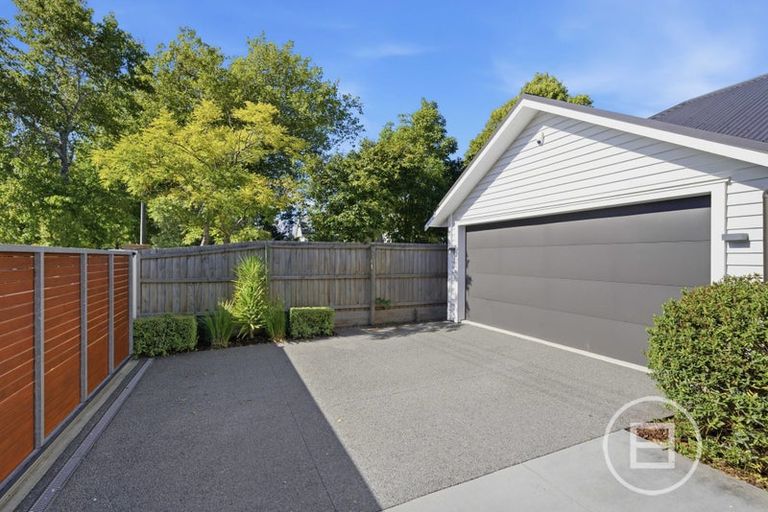Photo of property in 22 Tomes Road, St Albans, Christchurch, 8052