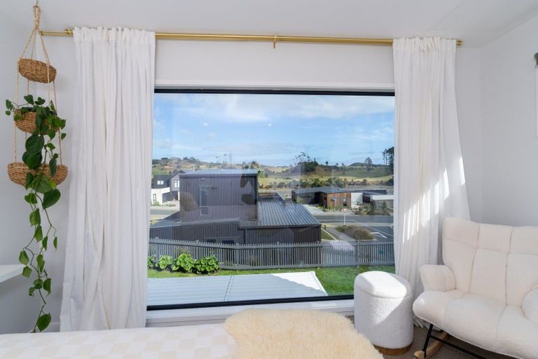 Photo of property in 2 Taeore Lane, Raglan, 3225