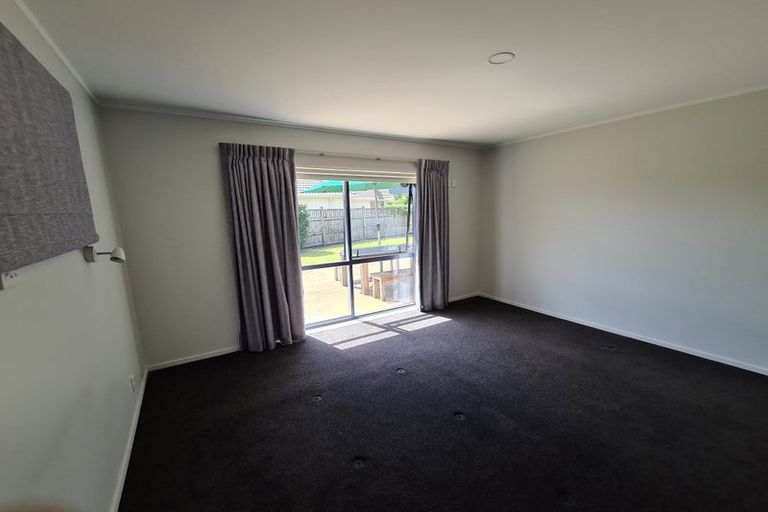 Photo of property in 15 Mangakoea Place, St Andrews, Hamilton, 3200