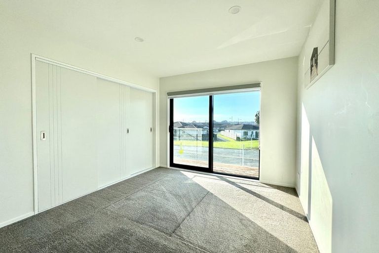 Photo of property in 10 Bliss Court, Takanini, 2110