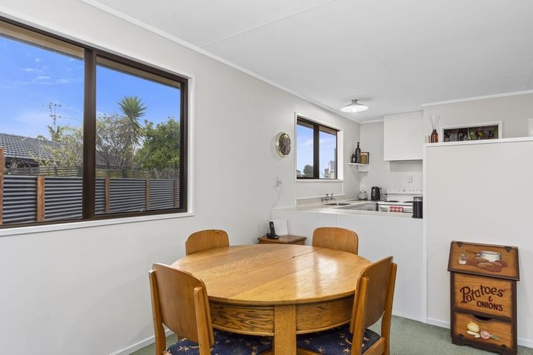 Photo of property in 23 Dickson Road, Papamoa Beach, Papamoa, 3118