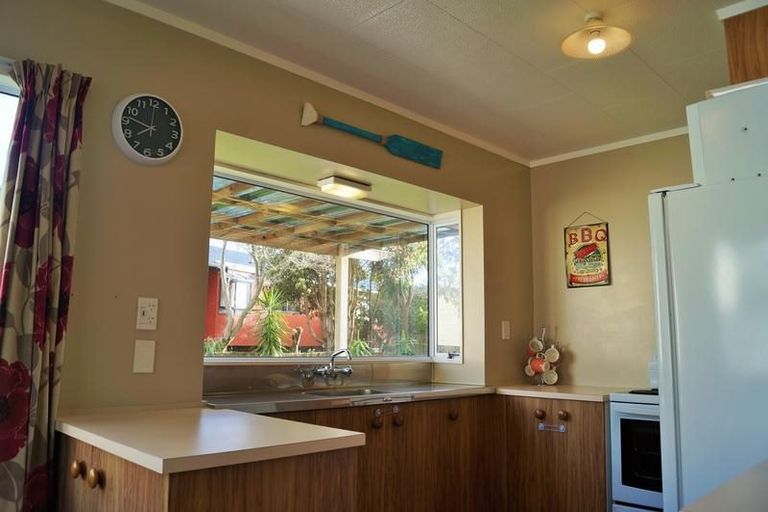 Photo of property in 218 Matarangi Drive, Matarangi, Whitianga, 3592