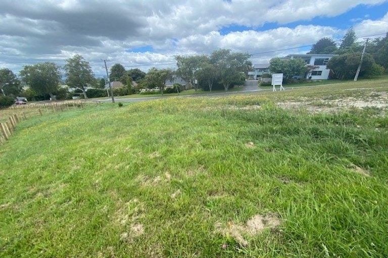 Photo of property in 10 Matipo Avenue, Pomare, Rotorua, 3015