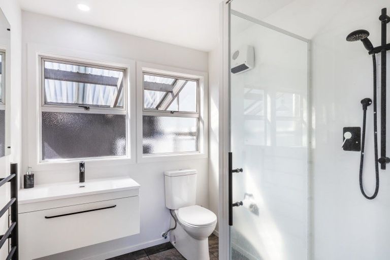 Photo of property in 26 Hinekura Avenue, Taupo, 3330