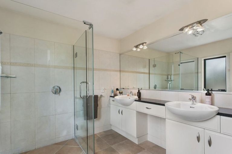 Photo of property in 97b Fendalton Road, Fendalton, Christchurch, 8014