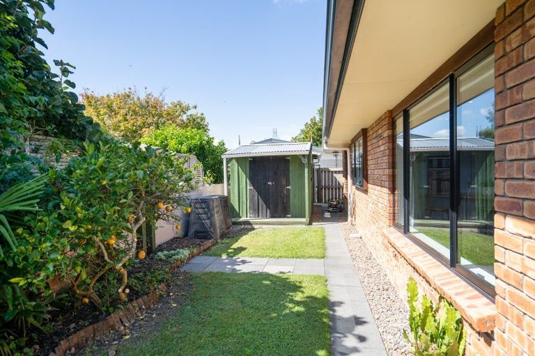 Photo of property in 77 Hall Street, Cambridge, 3434