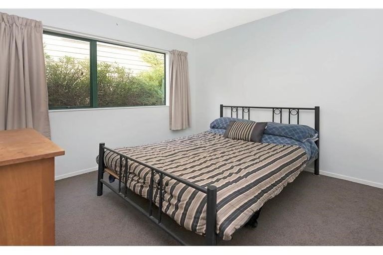 Photo of property in 29 Bert Wilson Place, Cockle Bay, Auckland, 2014