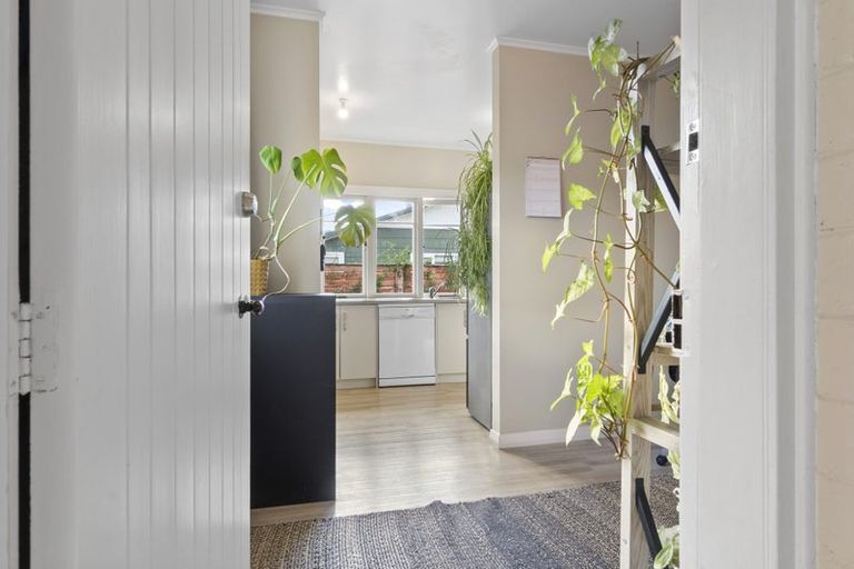 Photo of property in 9a Saint Olpherts Avenue, Hamilton East, Hamilton, 3216