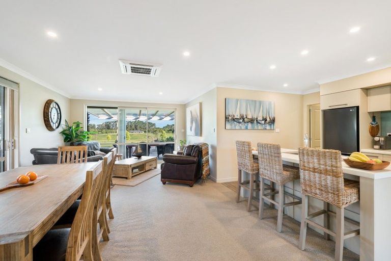 Photo of property in 64 Ballantyne Way, Aongatete, Katikati, 3178