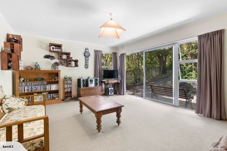 Photo of property in 31 Autumn Avenue, Glen Eden, Auckland, 0602