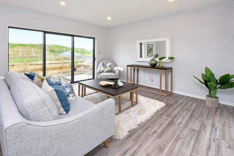 Photo of property in 7c Mcquoids Road, Flat Bush, Auckland, 2019