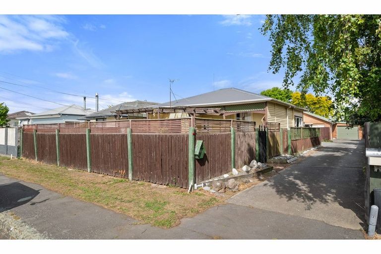 Photo of property in 1/28 Hay Street, Bromley, Christchurch, 8062