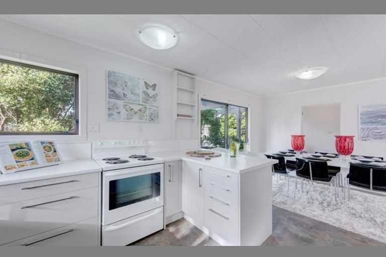 Photo of property in 18 Cherrie Road, Beachlands, Auckland, 2018