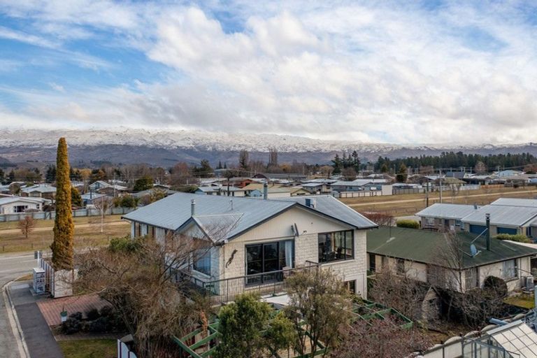 Photo of property in 65 Dunstan Road, Alexandra, 9320