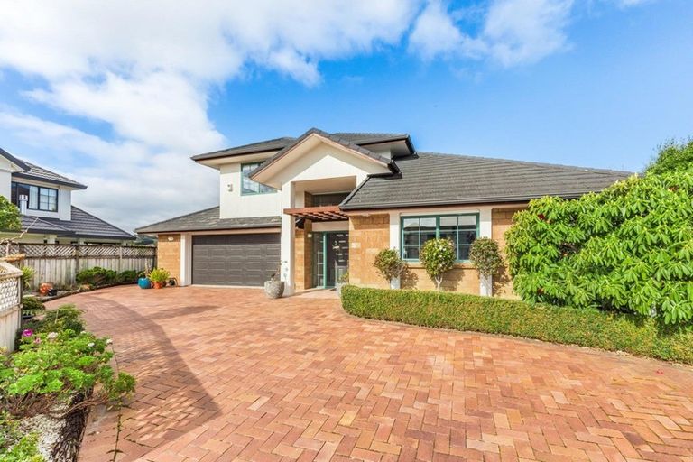 Photo of property in 10 Voyager Way, Whitby, Porirua, 5024