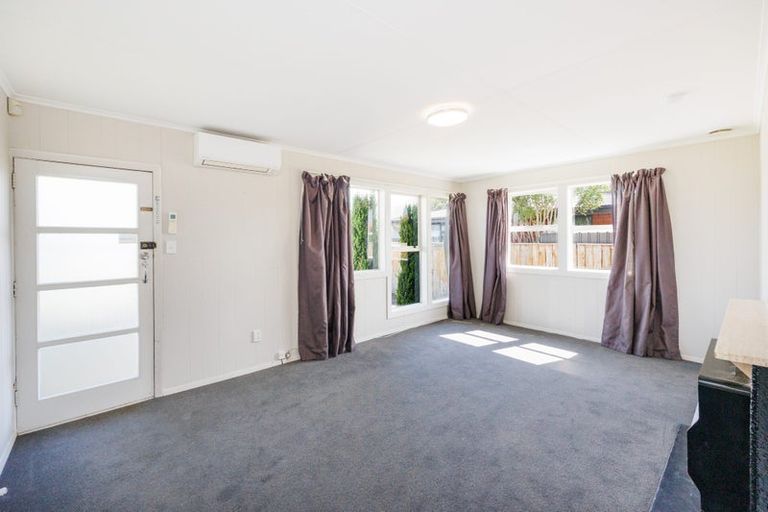 Photo of property in 102 Limbrick Street, Terrace End, Palmerston North, 4410