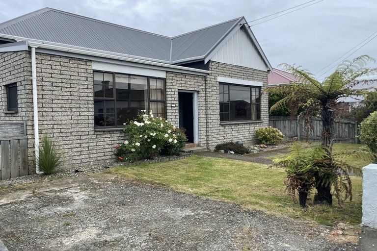 Photo of property in 115 Macandrew Road, South Dunedin, Dunedin, 9012