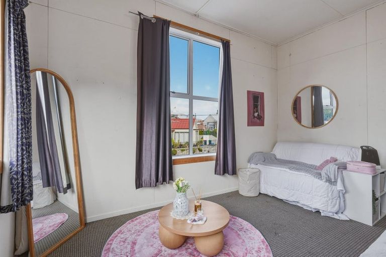 Photo of property in 66 Royal Terrace, Dunedin Central, Dunedin, 9016