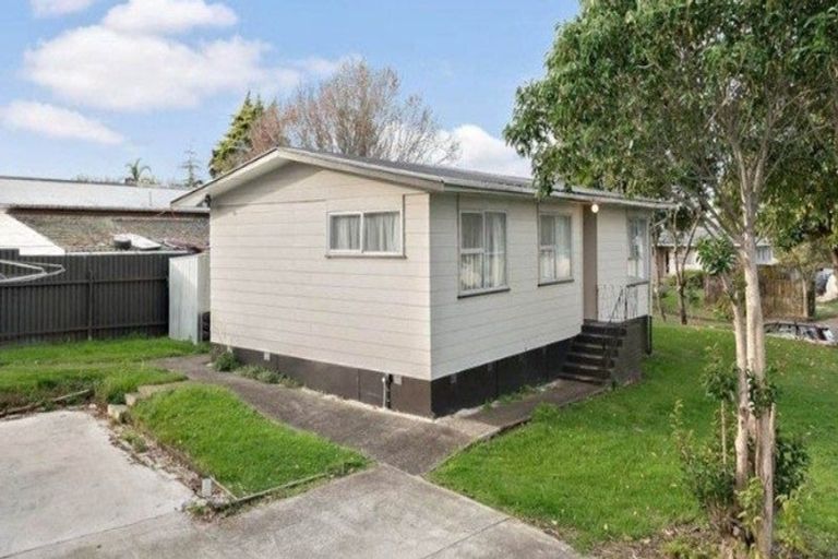 Photo of property in 14 Astor Place, Manurewa, Auckland, 2102