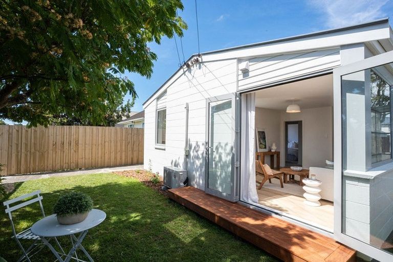 Photo of property in 1/24 Dunn Street, Somerfield, Christchurch, 8024