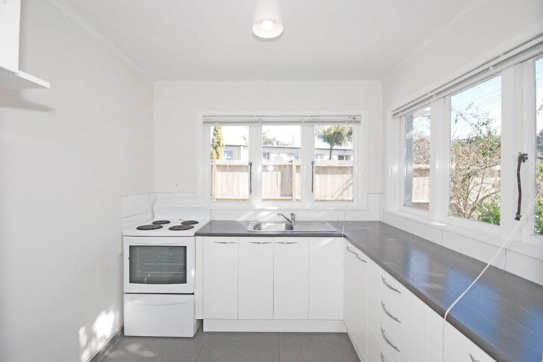 Photo of property in 1/13 Clare Place, Mount Wellington, Auckland, 1060