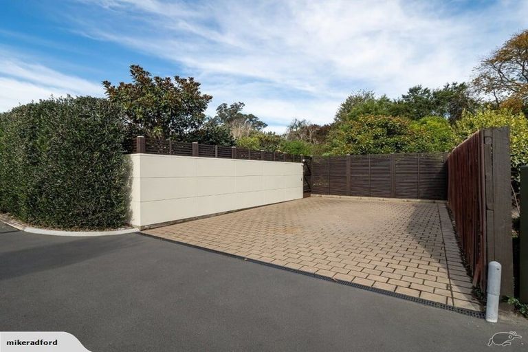 Photo of property in 45a Glenharrow Avenue, Avonhead, Christchurch, 8042