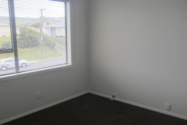 Photo of property in 23 Franklyn Road, Tawa, Wellington, 5028