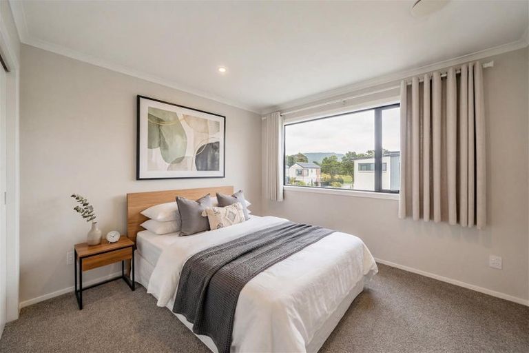 Photo of property in 8 Desert Gold Lane, Wallaceville, Upper Hutt, 5018