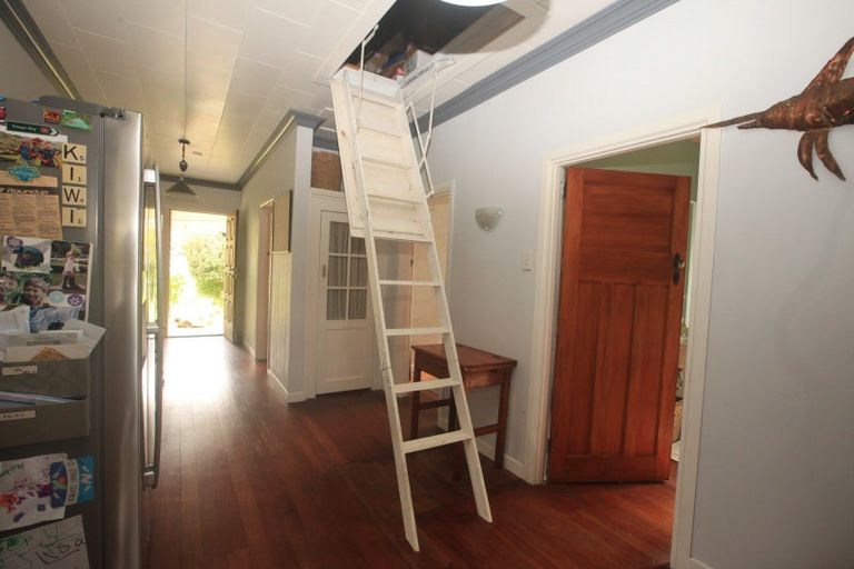 Photo of property in 19 Solander Street, Tolaga Bay, 4077