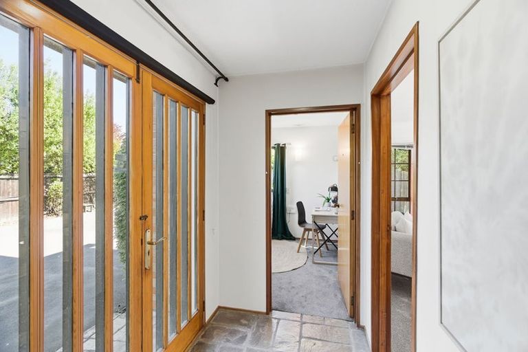 Photo of property in 27 Rubens Place, Burnside, Christchurch, 8053