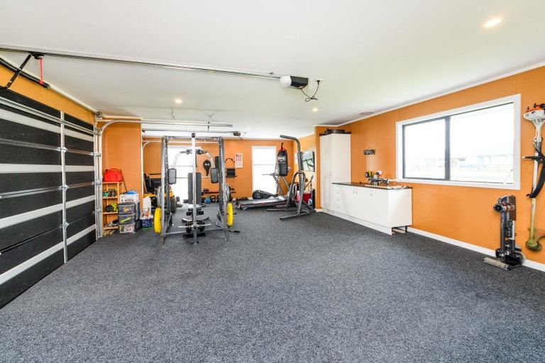 Photo of property in 65 Hartwell Drive, Kelvin Grove, Palmerston North, 4470