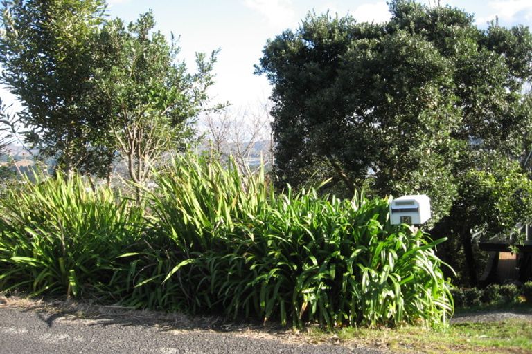 Photo of property in 14 Motuhoa Road, Tairua, 3508