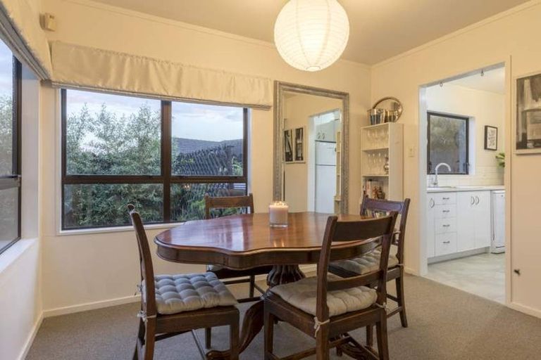 Photo of property in 2/195 Abbotts Way, Remuera, Auckland, 1050