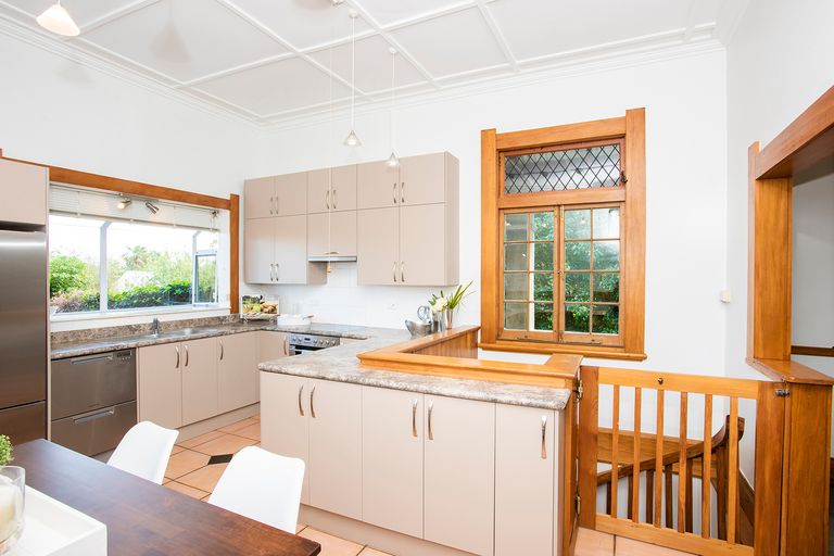 Photo of property in 16 Russell Street, Whataupoko, Gisborne, 4010