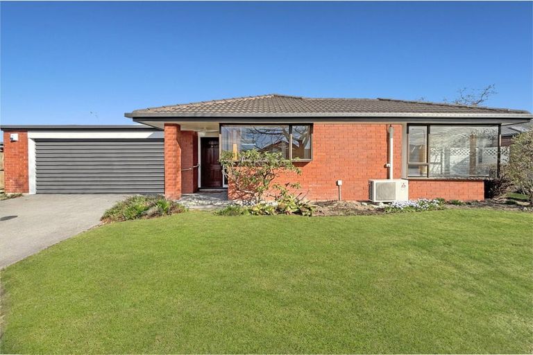 Photo of property in 2/24 Kintyre Drive, Broomfield, Christchurch, 8042