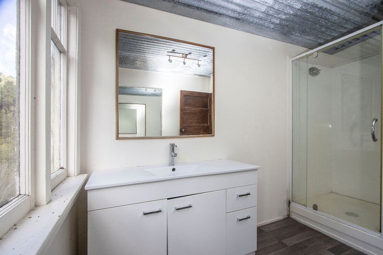 Photo of property in 293 Paremoremo Road, Paremoremo, Auckland, 0632