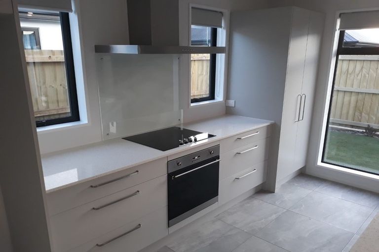 Photo of property in 11 Romney Drive, Belfast, Christchurch, 8051