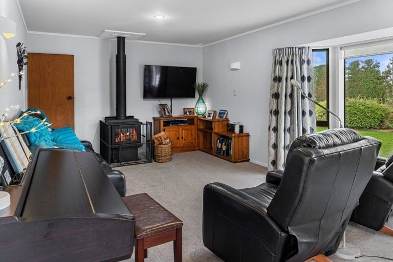 Photo of property in 11 Matahui Road, Aongatete, Katikati, 3181