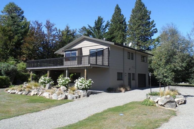 Photo of property in 5 Mackenzie Street, Lake Tekapo, 7999