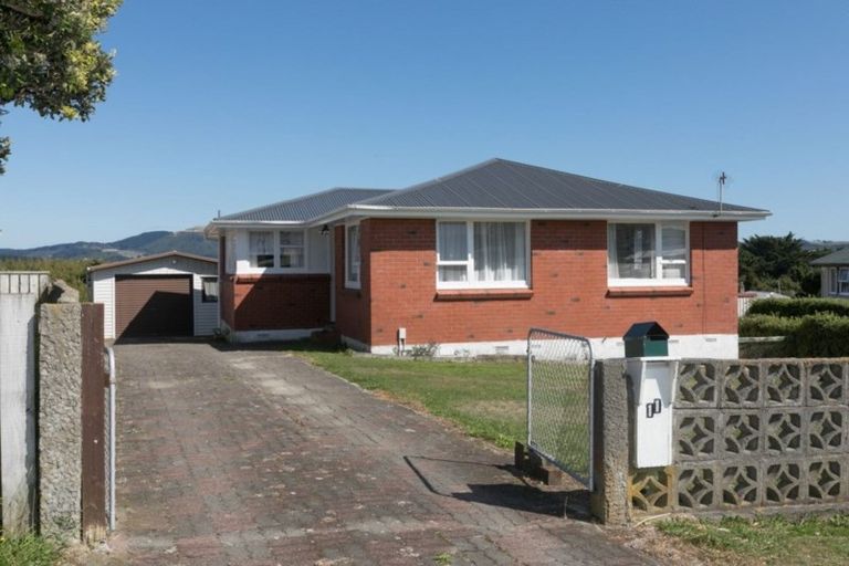 Photo of property in 11 Natone Street, Waitangirua, Porirua, 5024