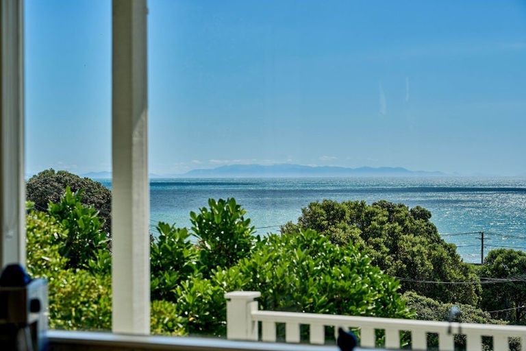 Photo of property in 15 Kainui Road, Raumati South, Paraparaumu, 5032