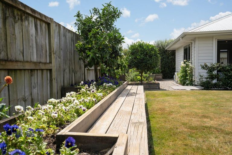 Photo of property in 26 Lilac Close, Cambridge, 3434