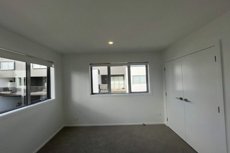 Photo of property in 12 Ngae Place, Mangere East, Auckland, 2024