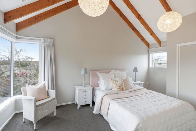 Photo of property in 481 Avonhead Road, Avonhead, Christchurch, 8042