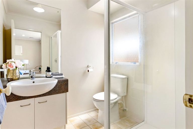 Photo of property in 10 Checkerberry Court, Henderson, Auckland, 0612