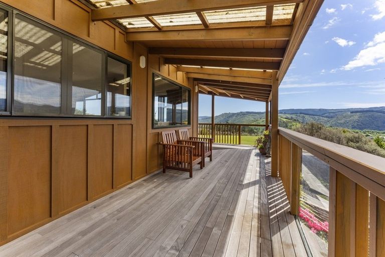 Photo of property in 11 Streets Way, Timberlea, Upper Hutt, 5018